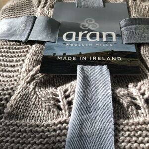 Aran Woolen Mills Knitted Wool Throw Blanket